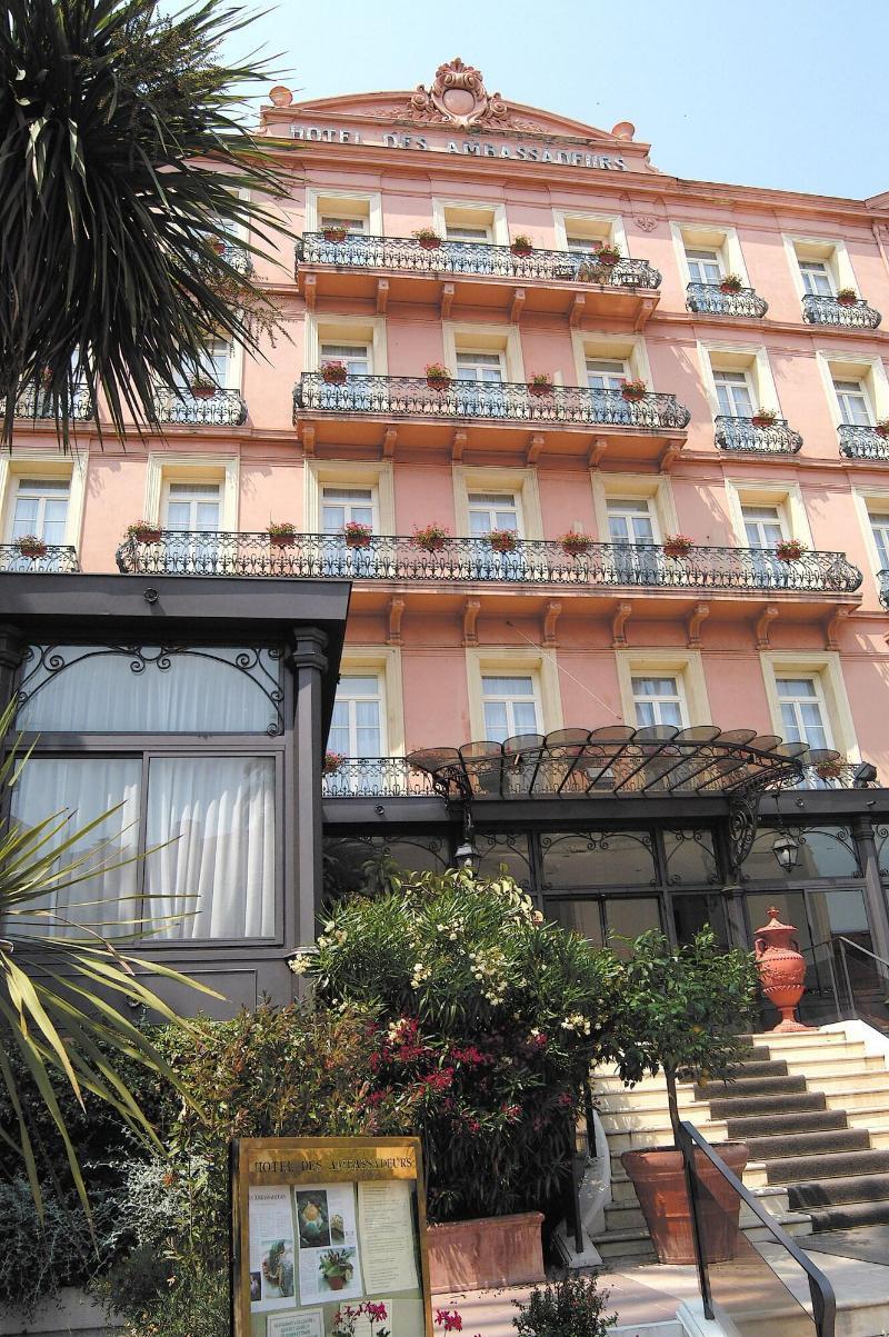 Grand Hotel Des Ambassadeurs Мантон Екстер'єр фото